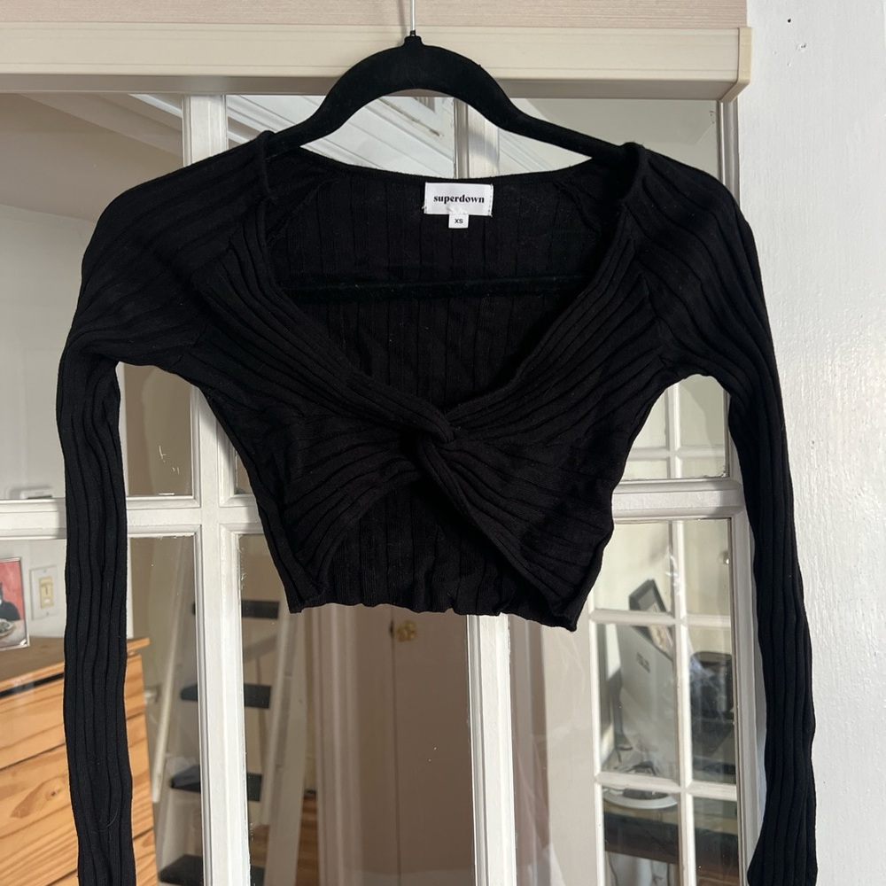 Black ribbed crop top with knot detail Superdown